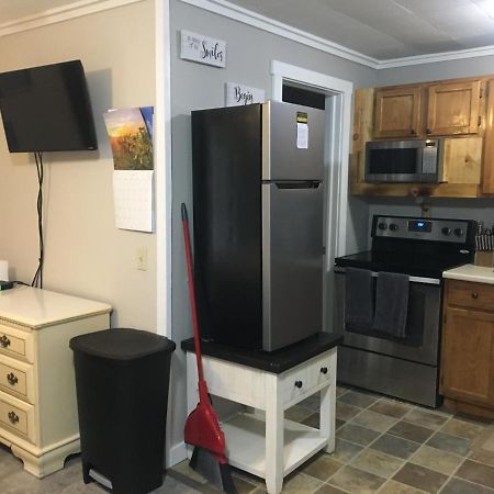 Just Like Being At Home- Newly Renovated Unit North Troy Екстер'єр фото