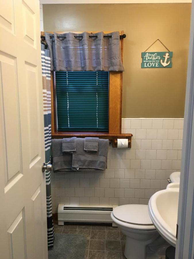 Just Like Being At Home- Newly Renovated Unit North Troy Екстер'єр фото