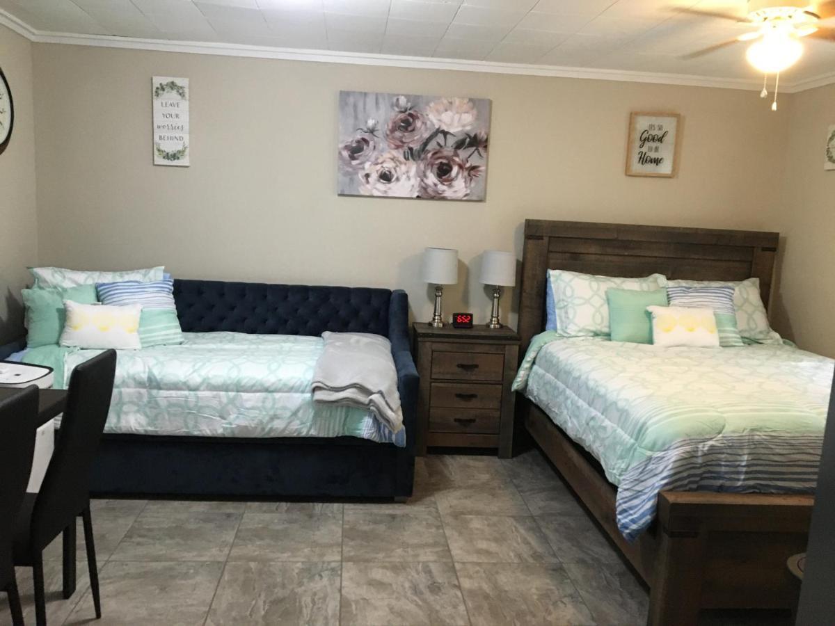 Just Like Being At Home- Newly Renovated Unit North Troy Екстер'єр фото