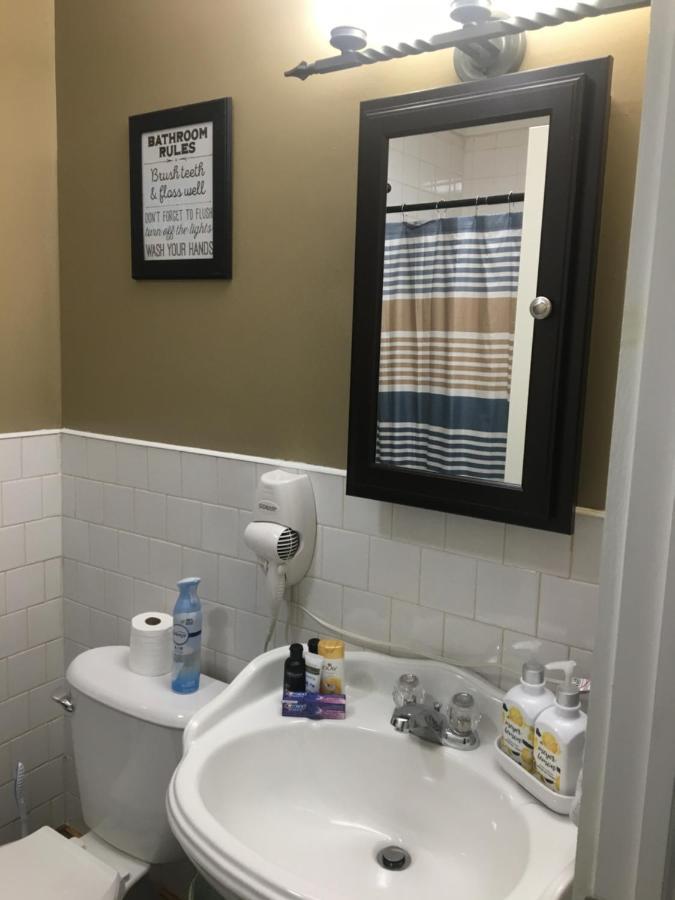 Just Like Being At Home- Newly Renovated Unit North Troy Екстер'єр фото