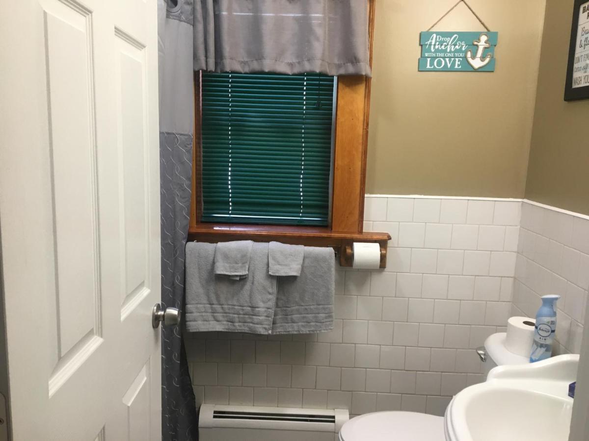 Just Like Being At Home- Newly Renovated Unit North Troy Екстер'єр фото